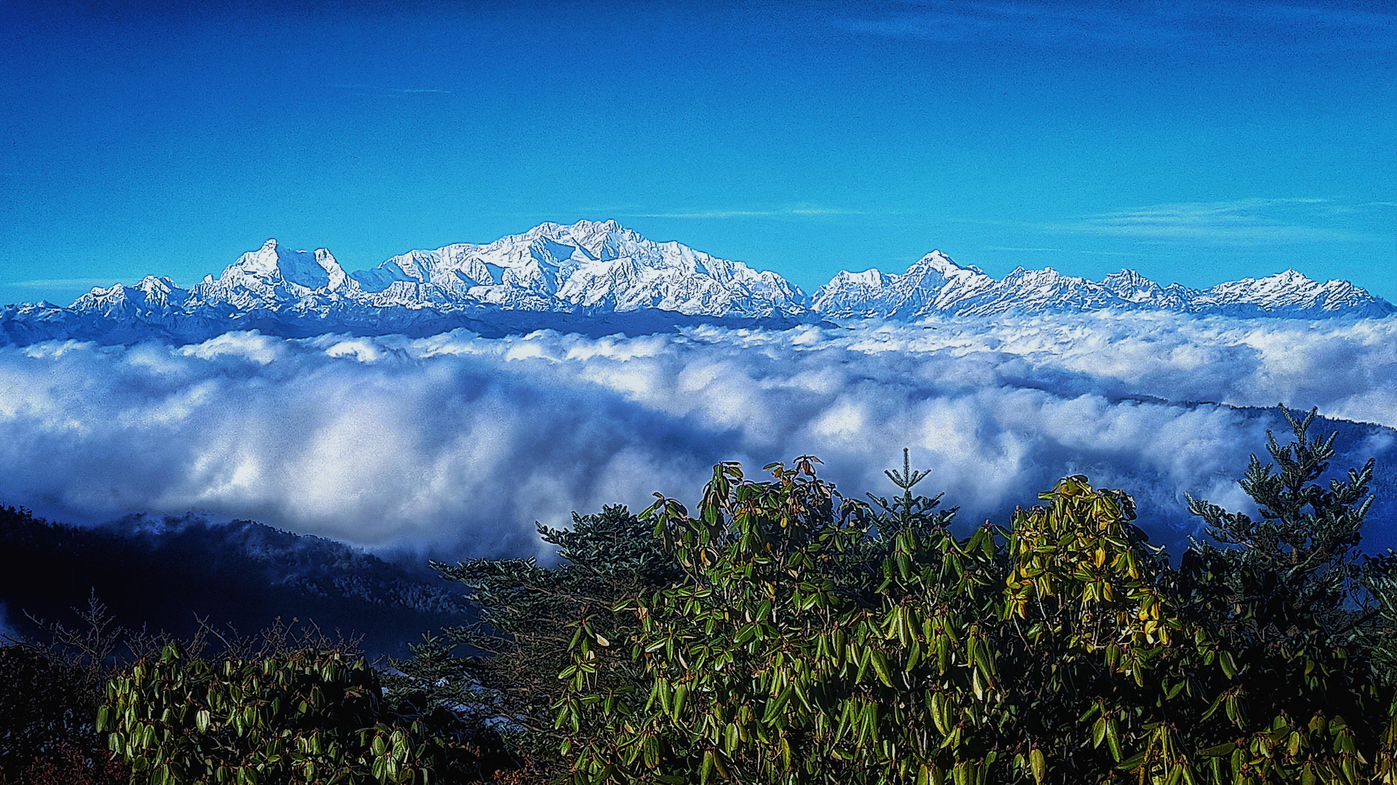 Sandakphu Trek: The Only Himalayan Trail to View Four of the World’s Tallest Peaks